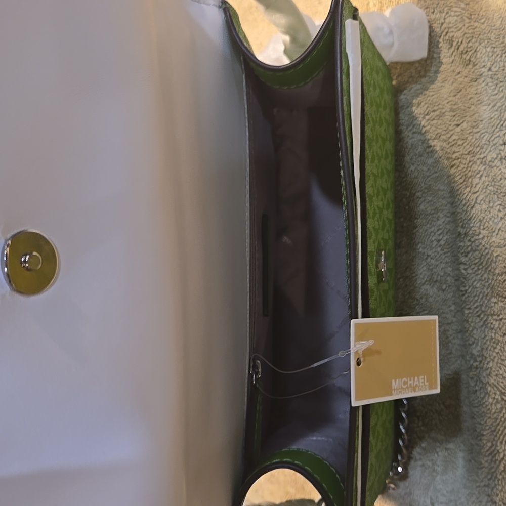 Michael Kors Green and White Crossbody Bag. Nwt - Picture 6 of 11